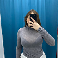 Maglia a collo alto in cashmere