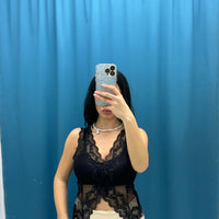 Top ricamato 8004
