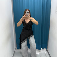 Canotta satinata con dettagli in pizzo-315