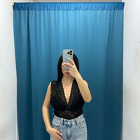 Top corto in pizzo 9638