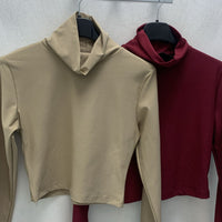Maglia accollata corta 5922