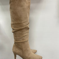 Stivali in camoscio beige