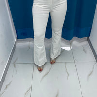 Jeans flare bianco 77791