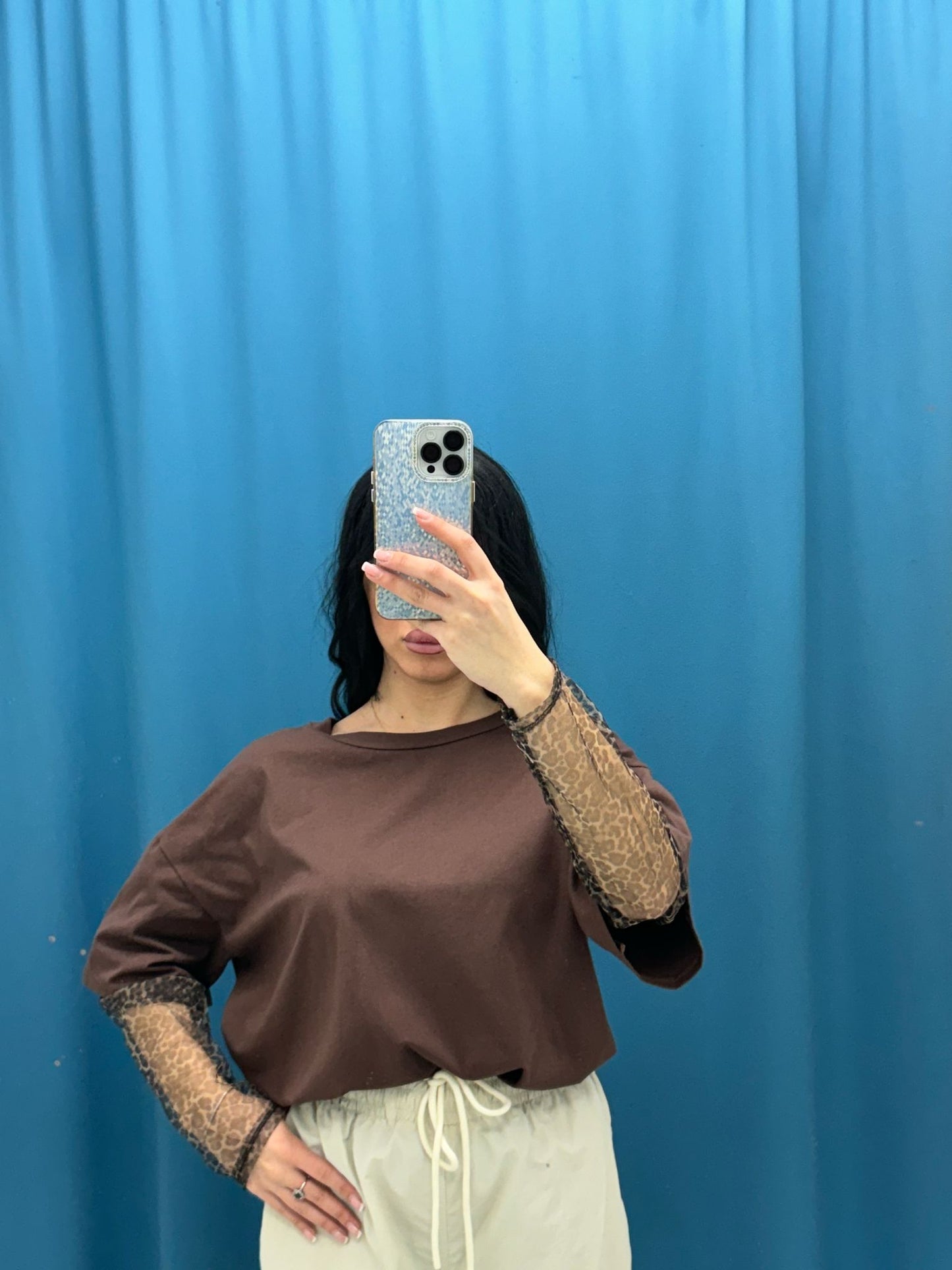 T-shirt con manica leopardata 36926