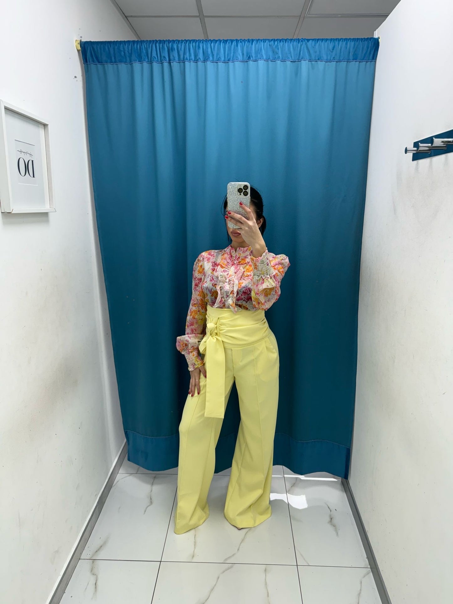 Pantalone con cintura giallo 16067