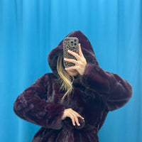 Pelliccia “Crimson Luxe” - 68339