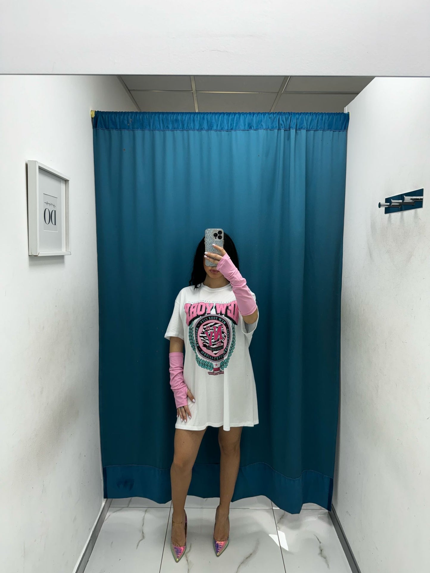 T-shirt con manicotti