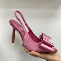 Décolleté pink