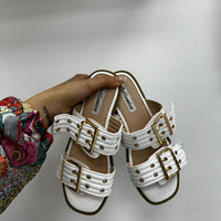 Ciabatte con fibbie bianche 2733