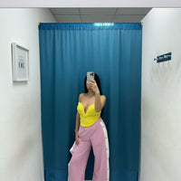 Pantalone con bottoni laterali 96536