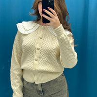 Cardigan con colletto ricamato 7699