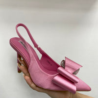 Décolleté pink