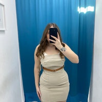 Vestito con cintura