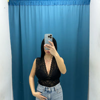 Top corto in pizzo 9638