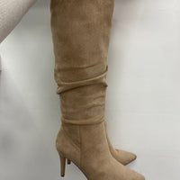 Stivali in camoscio beige