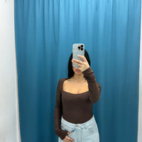 Maglia con scollo 6123