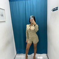 Tutina con scollo sul retro 39652