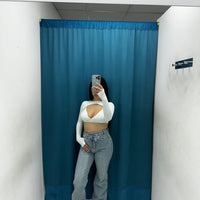 Jeans con chiusura asimmetrica 8883