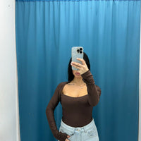 Maglia con scollo 6123