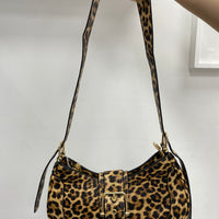 Borsa Leo