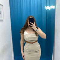 Vestito con cintura