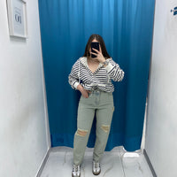 Jeans vintage con strappo 6402