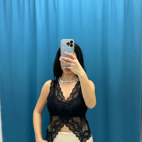 Top ricamato 8004