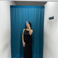 Vestito con scollo sul retro 6536
