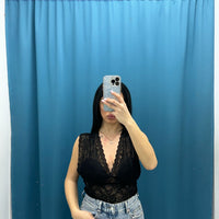Top corto in pizzo 9638
