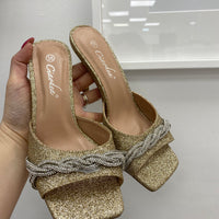 Sandali con brillantini gold