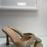 Sandali con brillantini gold
