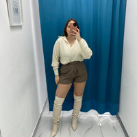 Shorts a quadri marrone