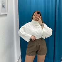 Shorts a quadri marrone