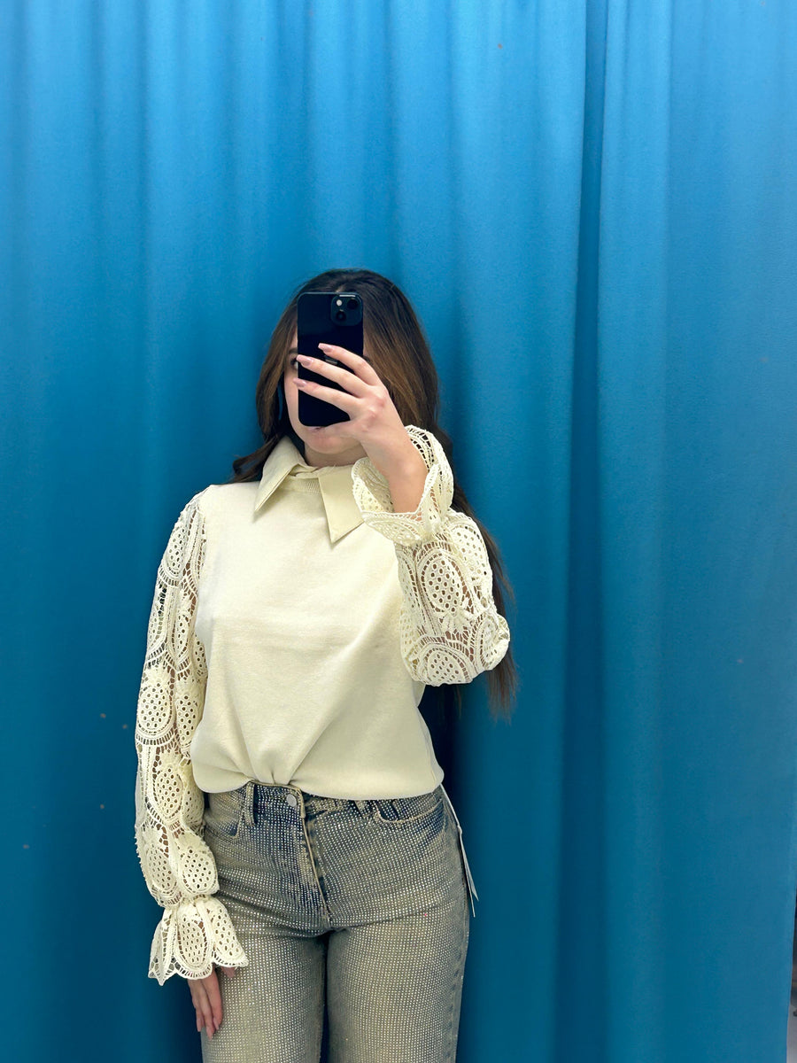 Maglia con manica ricamata 18299
