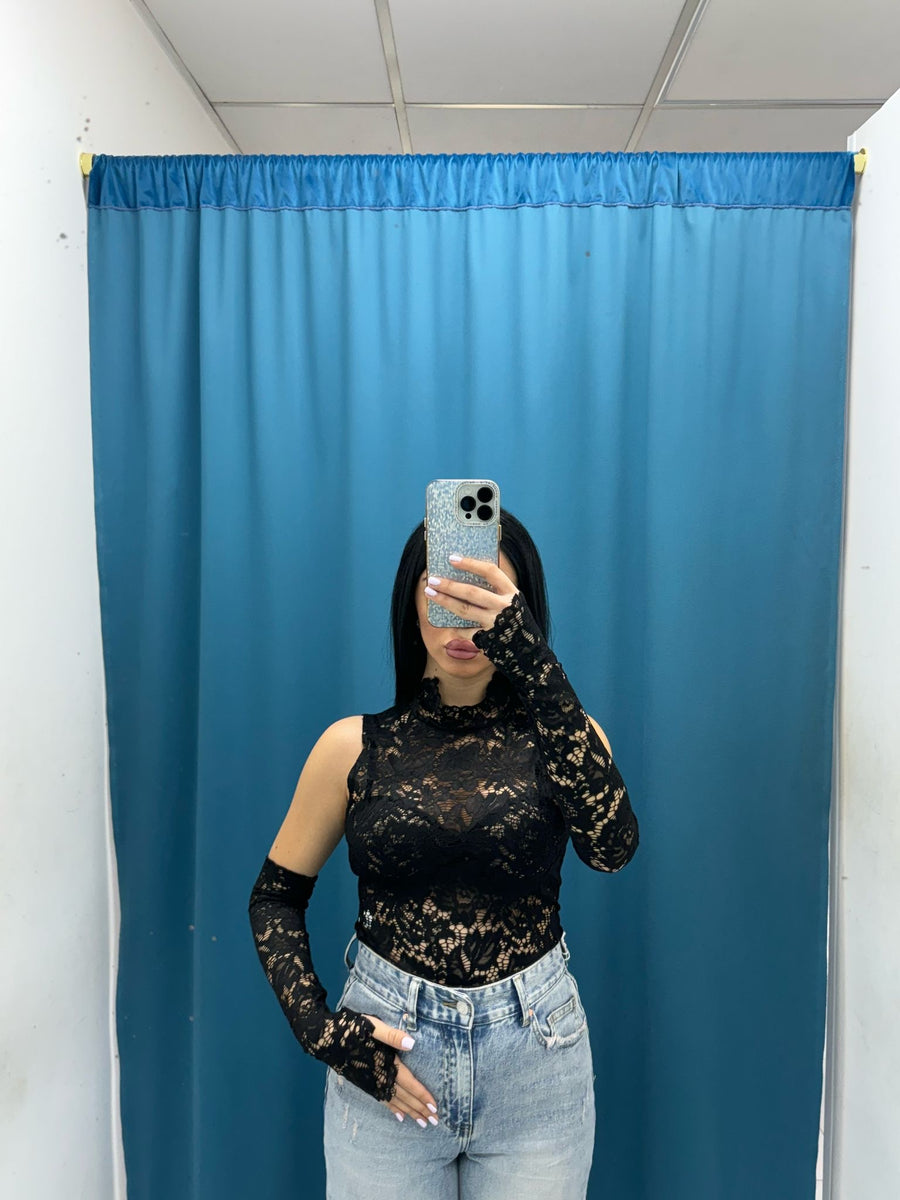 Body in pizzo con manicotti 6360