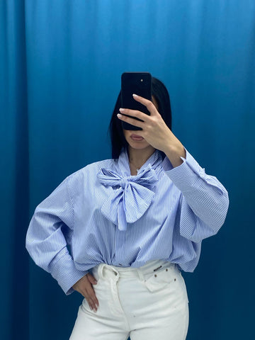 Camicia a righe con fiocco 16127