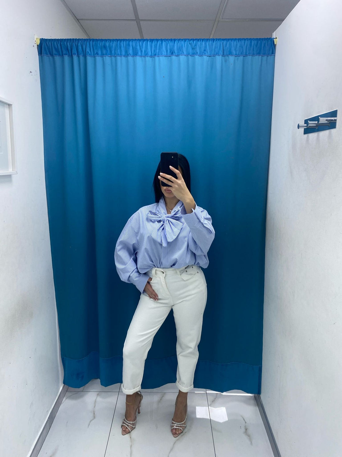 Camicia a righe con fiocco 16127
