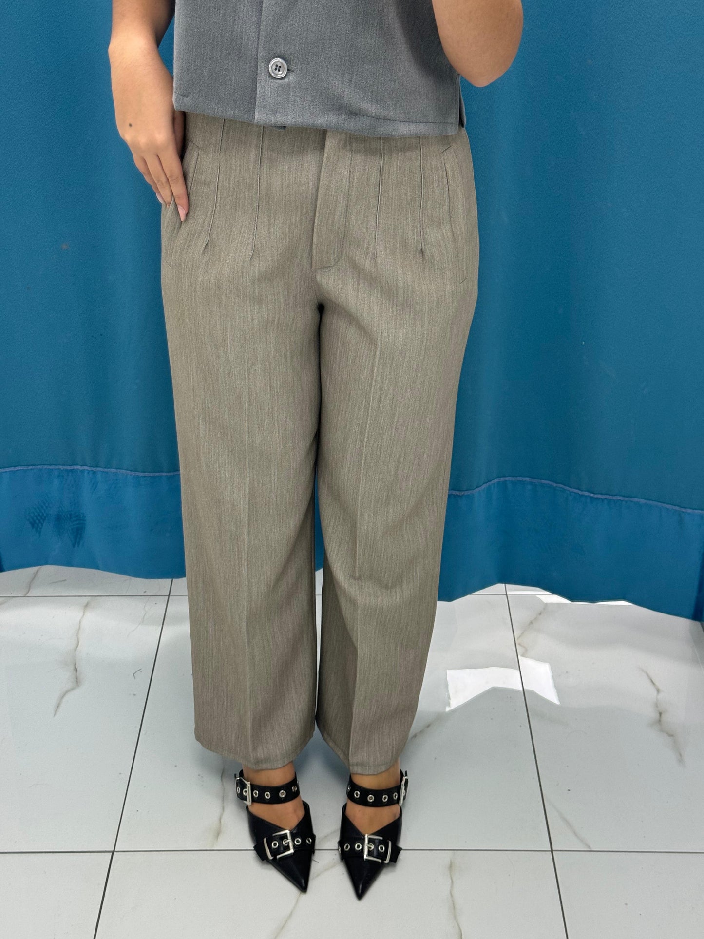 Pantalone a palazzo 9147