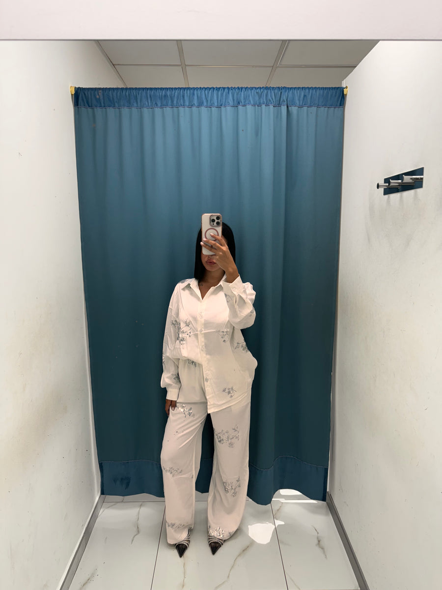 ShineLine – Moda con Dettagli Preziosi-8980