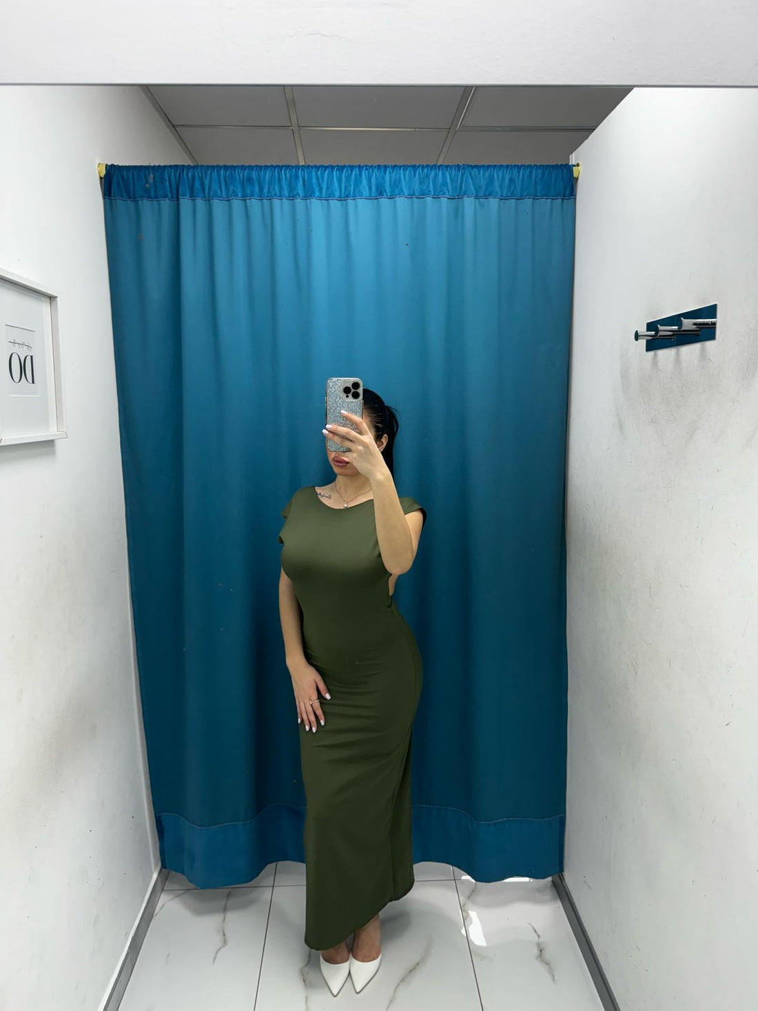 Vestito lungo con scollo sul retro 33994