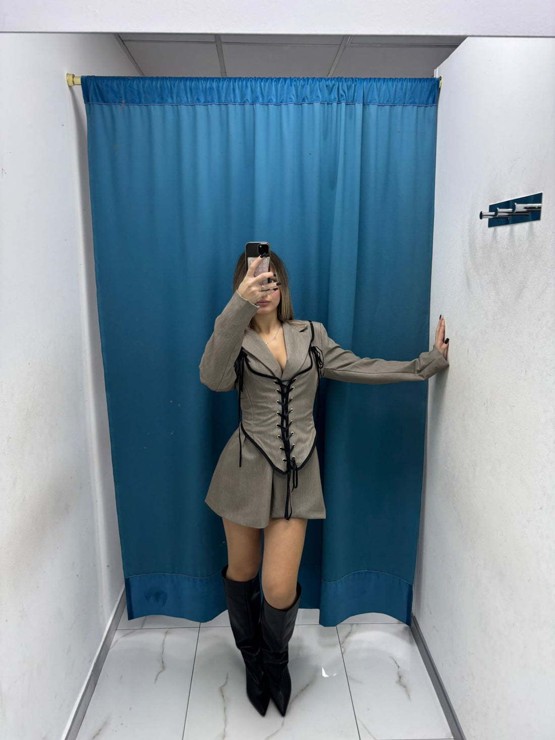 Tailleur “Royal Edge” 86372