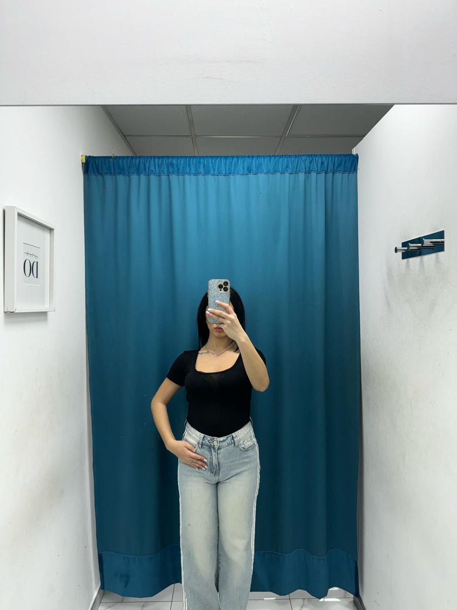 Body mezze maniche con scollo 5377