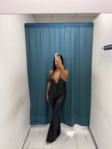 Bold & Chic – Tuta in Pelle 19388