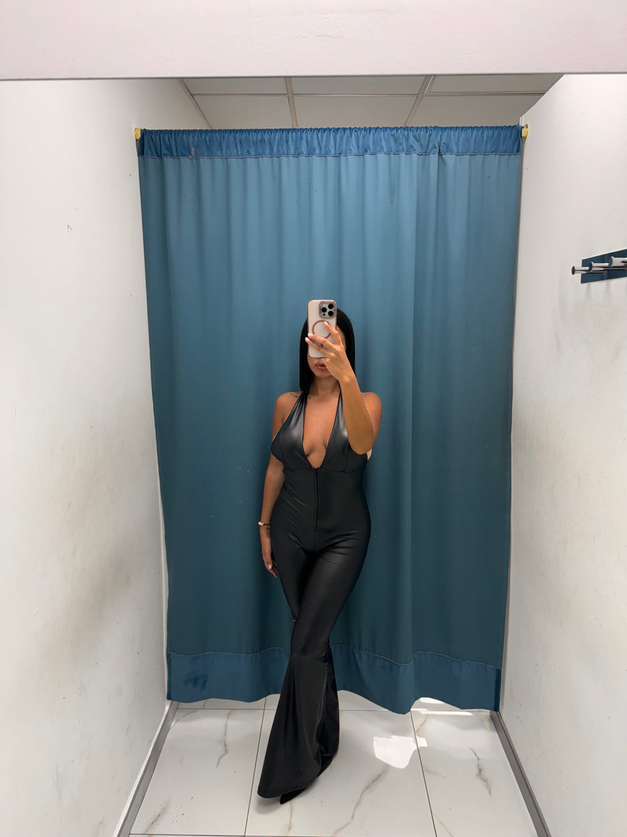Bold & Chic – Tuta in Pelle 19388