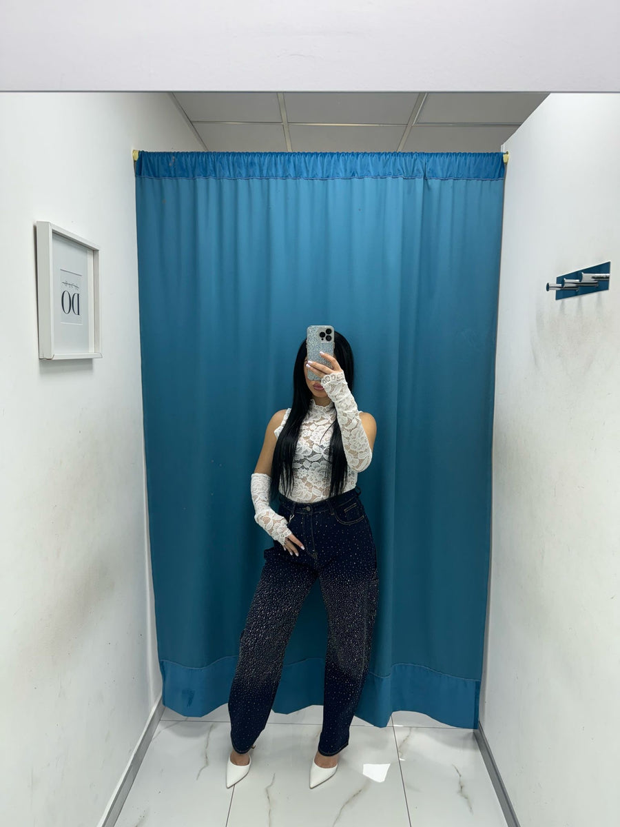 Body in pizzo con manicotti 6360