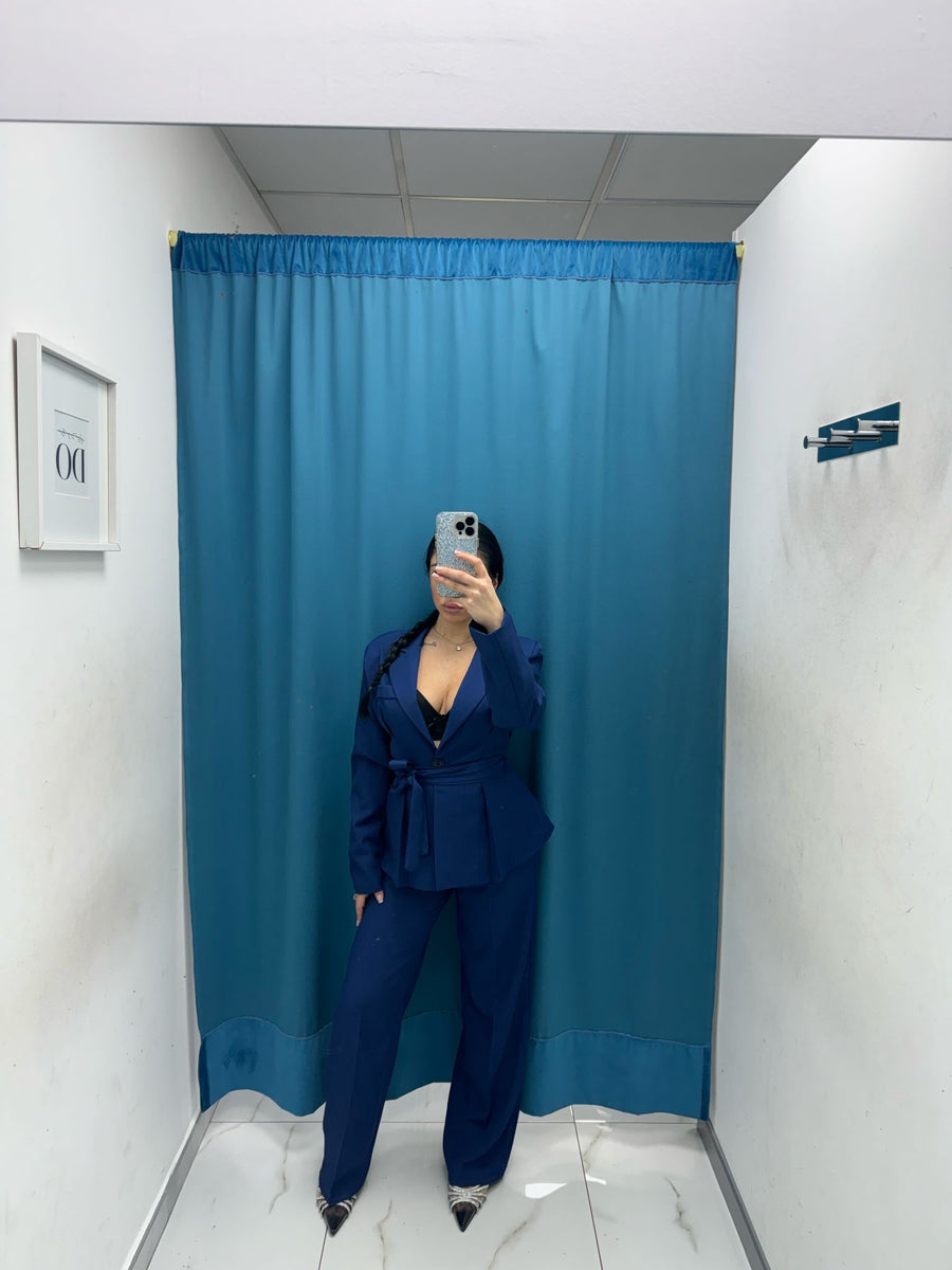 Tailleur con cintura 13158