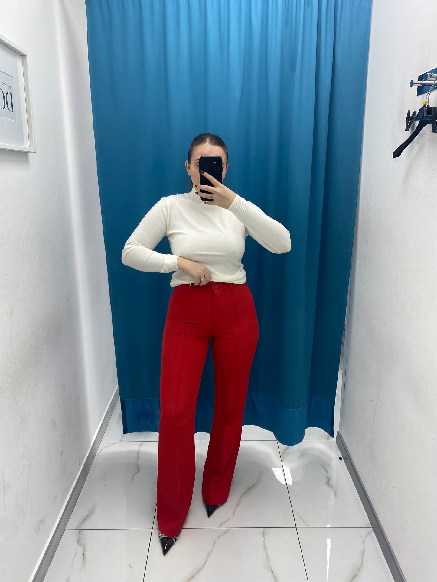 Pantalone a zampa rosso