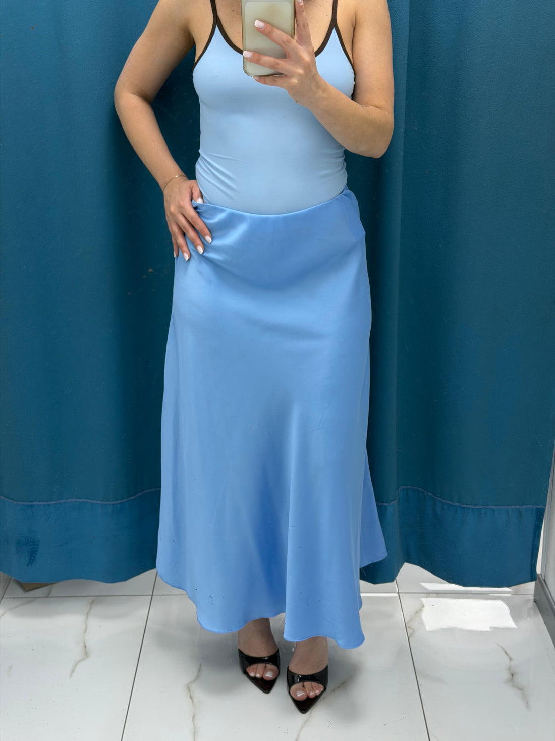 Gonna satin- 3390