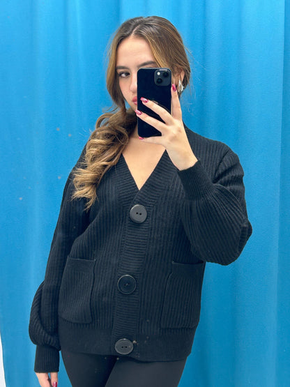 Cardigan con bottoni