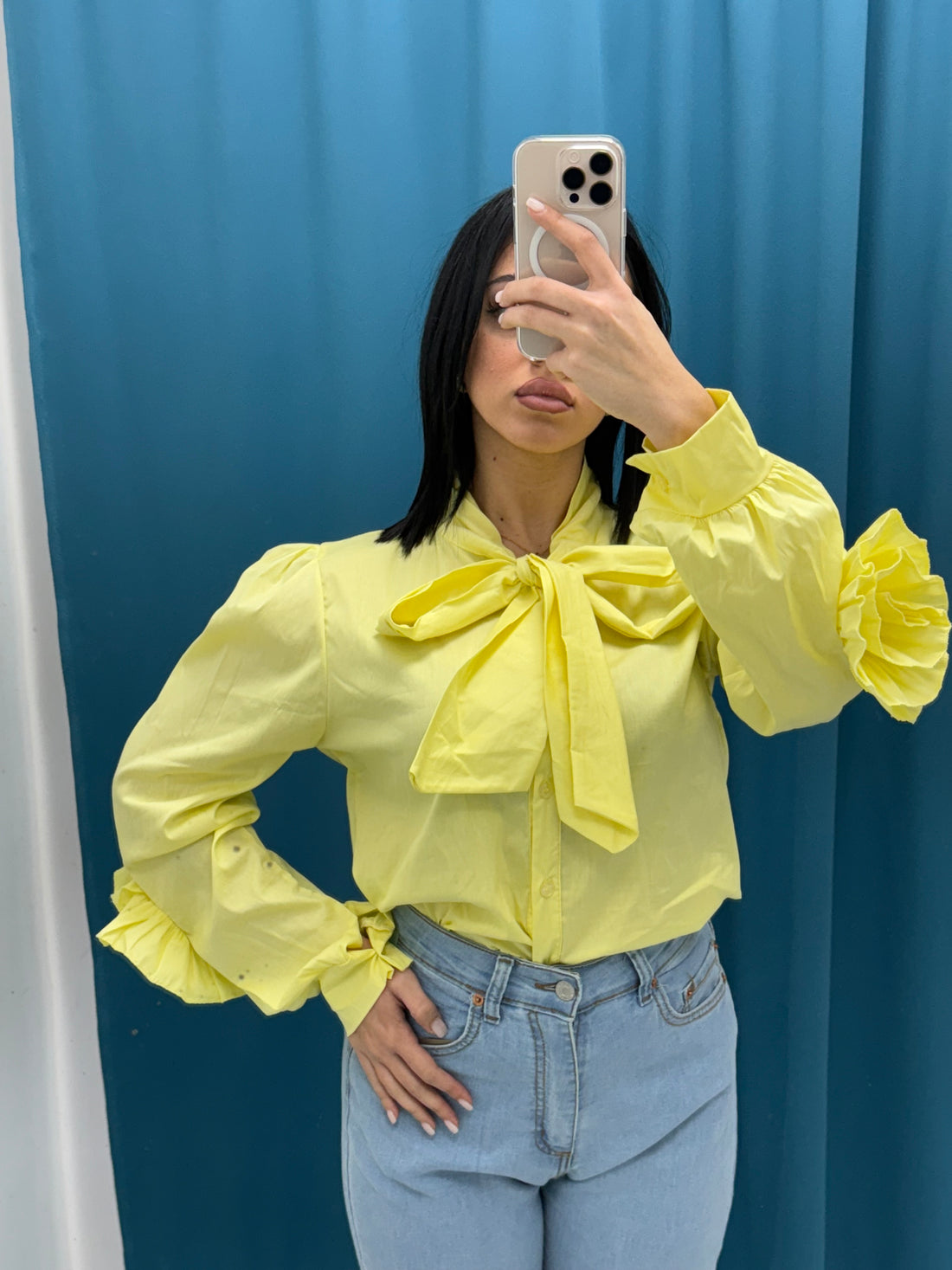 Camicia con fiocco 3491